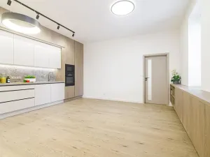 Pronájem bytu 2+kk, Ostrava, Slavníkovců, 48 m2