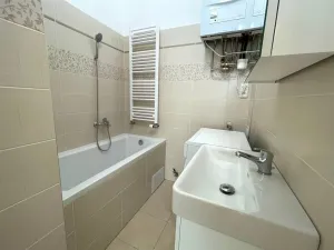 Pronájem bytu 2+kk, Praha - Nusle, U křížku, 37 m2