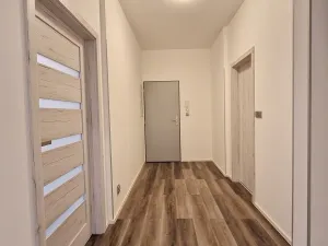 Prodej bytu 2+1, Lochovice, 64 m2