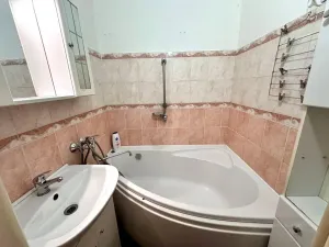 Pronájem bytu 2+1, Praha - Hloubětín, Poděbradská, 58 m2