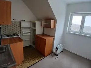 Pronájem bytu 1+1, Praha - Vokovice, Osamocená, 38 m2