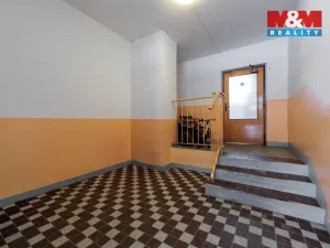 Prodej bytu 1+1, Loket, Sportovní, 38 m2