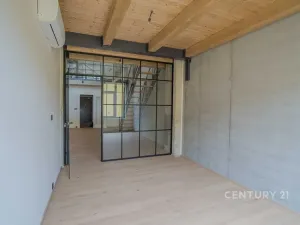 Prodej kanceláře, Praha - Vysočany, Kolbenova, 176 m2