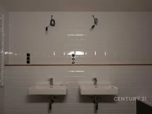 Prodej atypického bytu, Praha - Vysočany, Kolbenova, 181 m2