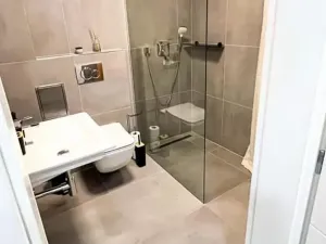 Pronájem bytu 2+kk, Praha - Smíchov, Arbesovo náměstí, 74 m2