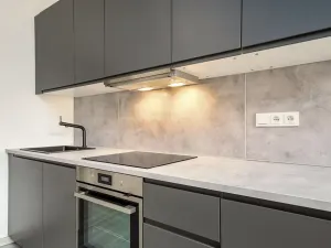 Pronájem bytu 2+kk, Praha - Vršovice, Košická, 36 m2