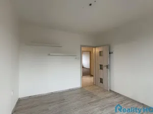 Prodej bytu 4+1, Stádlec, 83 m2