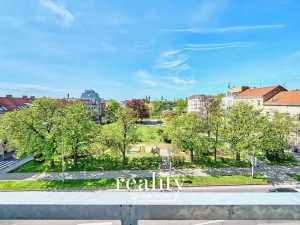 Prodej bytu 3+kk, Znojmo, Kosmákova, 110 m2