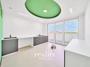 Pronájem ordinace, Znojmo, 28 m2