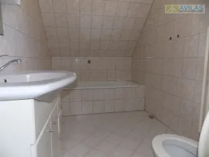 Pronájem bytu 3+1, Benešov, 70 m2