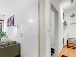 Prodej bytu 2+kk, Praha - Uhříněves, Ingrišova, 37 m2