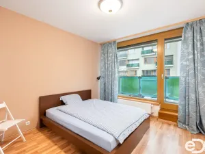 Prodej bytu 3+kk, Praha, Břežánecká, 84 m2