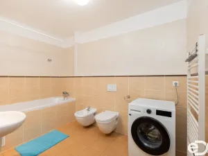 Prodej bytu 3+kk, Praha, Břežánecká, 84 m2