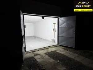 Prodej garáže, Opava, Jiráskova, 17 m2