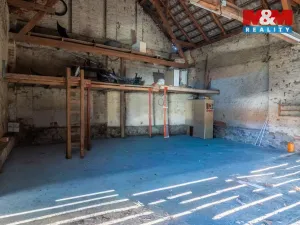 Prodej rodinného domu, Skály, 180 m2