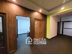 Pronájem kanceláře, Olomouc, Dolní náměstí, 10 m2