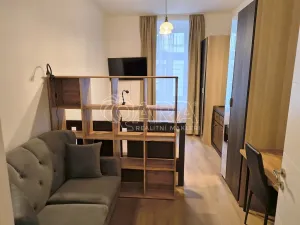Pronájem bytu 1+kk, Praha - Košíře, U Tyrše, 33 m2