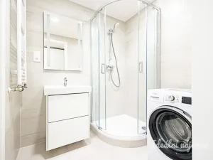 Pronájem bytu 1+kk, Praha - Hloubětín, Poděbradská, 32 m2