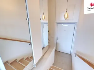 Pronájem bytu 2+kk, Praha - Hloubětín, Mezitraťová, 53 m2