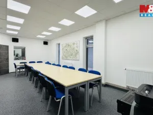 Prodej kanceláře, Klecany, V Honech, 179 m2