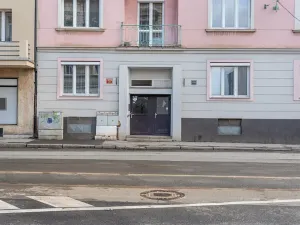 Pronájem bytu 3+kk, Praha - Libeň, Sokolovská, 73 m2