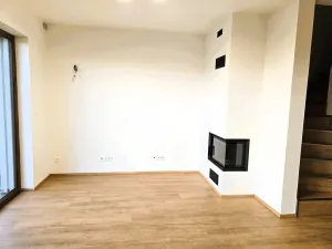 Prodej bytu 4+kk, Mořina, 106 m2