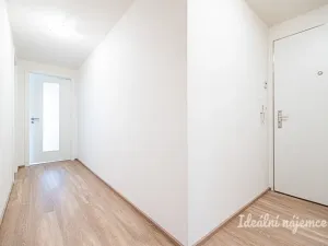 Pronájem bytu 2+kk, Praha, Poděbradská, 53 m2