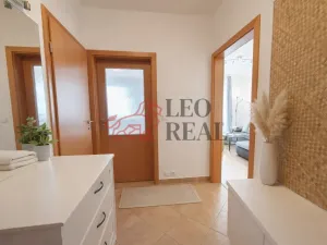 Pronájem bytu 2+kk, Praha - Záběhlice, Ginzova, 45 m2