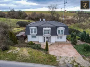 Prodej rodinného domu, Neprobylice, 202 m2