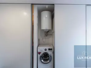 Prodej atypického bytu, Mikulov, Komenského, 164 m2