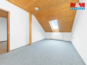 Prodej rodinného domu, Ivaň, 353 m2