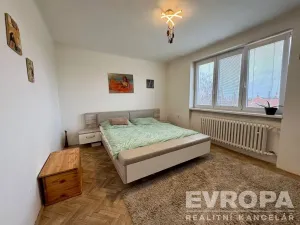 Prodej bytu 3+1, Plzeň - Jižní Předměstí, Brožíkova, 85 m2