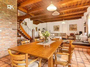 Prodej rodinného domu, Bříství, 375 m2