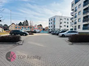 Pronájem bytu 2+kk, Praha - Uhříněves, Oty Bubeníčka, 45 m2