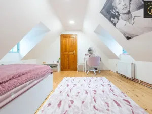 Prodej chalupy, Žlutice, 187 m2