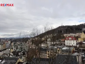 Prodej bytu 4+1, Karlovy Vary, Vyšehradská, 103 m2