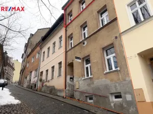 Prodej bytu 4+1, Karlovy Vary, Vyšehradská, 103 m2