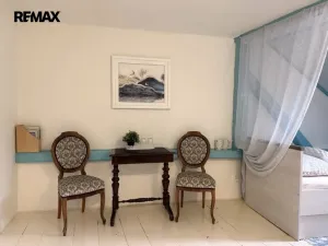 Prodej bytu 4+1, Karlovy Vary, Vyšehradská, 103 m2