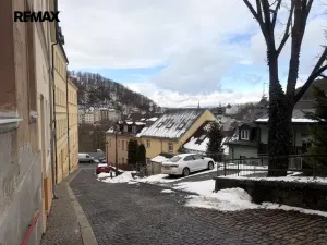 Prodej bytu 4+1, Karlovy Vary, Vyšehradská, 103 m2