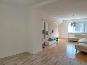 Pronájem bytu 3+1, Jihlava, Erbenova, 100 m2