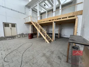 Pronájem komerční nemovitosti, Humpolec, Lnářská, 200 m2