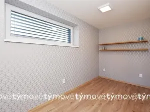 Pronájem bytu 2+kk, Pardubice, Na Hrázi, 32 m2