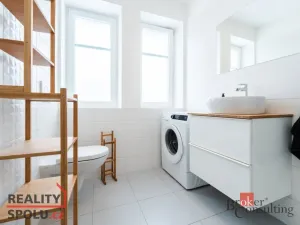 Pronájem bytu 2+kk, Liberec - Liberec I-Staré Město, nám. Žižkovo, 45 m2