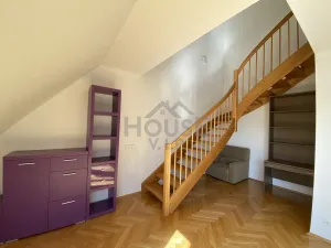Pronájem bytu 2+kk, Praha - Holešovice, Ovenecká, 70 m2