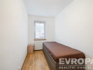 Prodej bytu 3+1, Svoboda nad Úpou, Kostelní, 49 m2