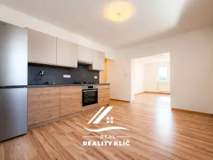 Pronájem bytu 2+1, Dolní Benešov, Osada míru, 55 m2