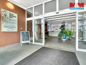 Pronájem obchodního prostoru, Ostrov, Lidická, 120 m2