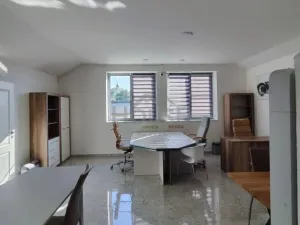 Prodej obchodního prostoru, Přelouč, Sportovní, 1800 m2