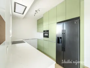 Pronájem bytu 4+kk, Praha - Lipence, Oddechová, 115 m2