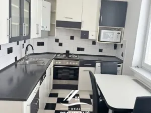 Pronájem bytu 3+1, Hlučín, Komenského, 67 m2